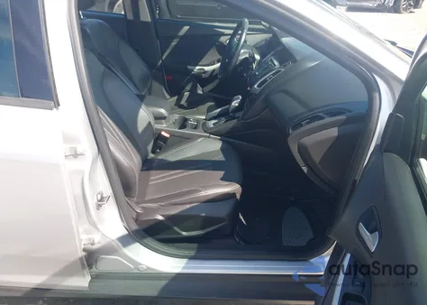 2013 Ford Focus Se из США, поврежденный, VIN 1FADP3K28DL223281